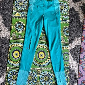 Under Armour Storm teal leggings